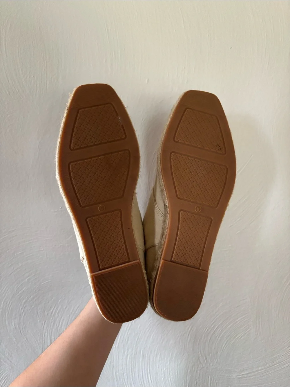 Tory Burch Beige Canvas Espadrille Sneaker Womens Size 6